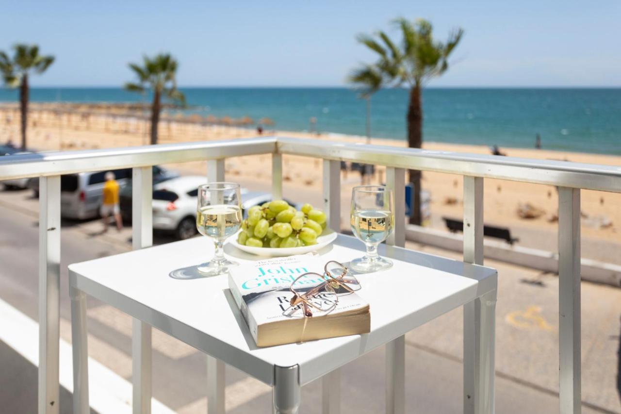 Centralgarve - Stunning Beach Front Studio - Astro Quarteira Exteriér fotografie